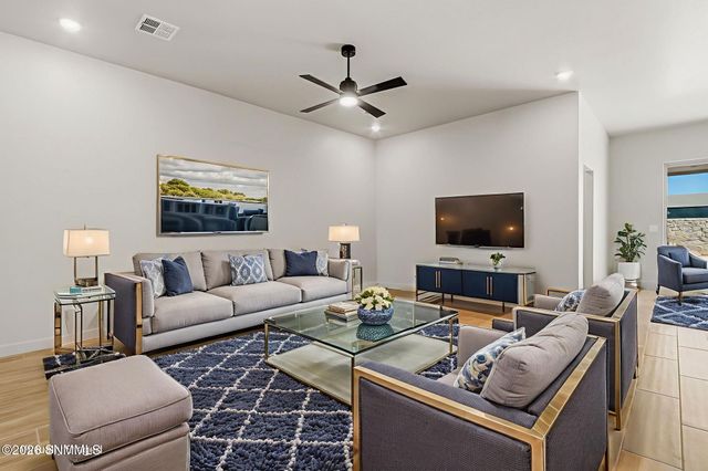 7354 Sentinel Avenue, Las Cruces, NM 88012