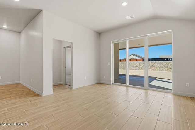 7354 Sentinel Avenue, Las Cruces, NM 88012