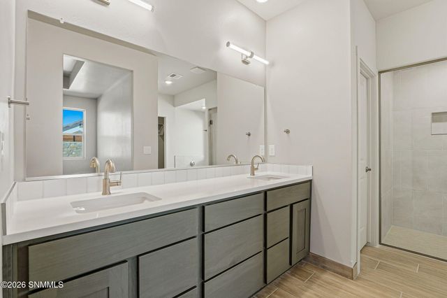 7354 Sentinel Avenue, Las Cruces, NM 88012