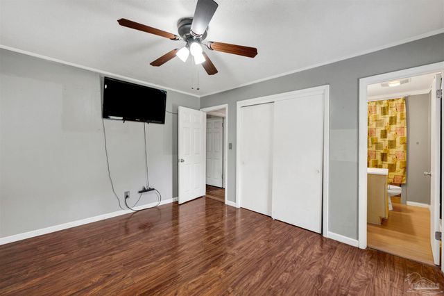 5720 Perkins St, Pensacola, FL 32526