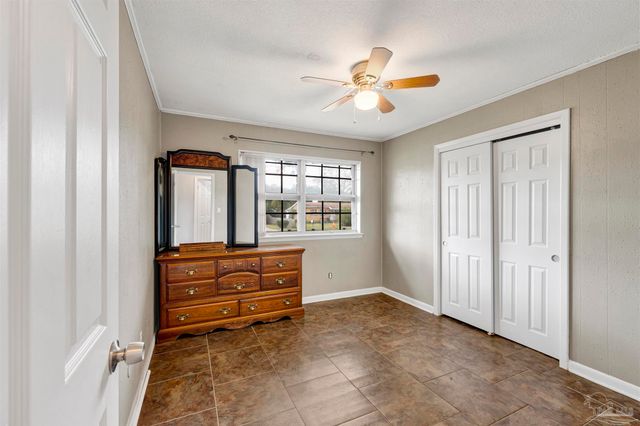 5720 Perkins St, Pensacola, FL 32526