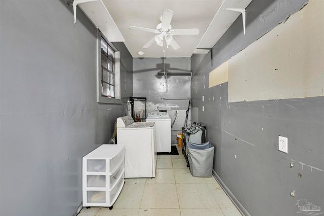 5720 Perkins St, Pensacola, FL 32526