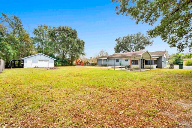 5720 Perkins St, Pensacola, FL 32526