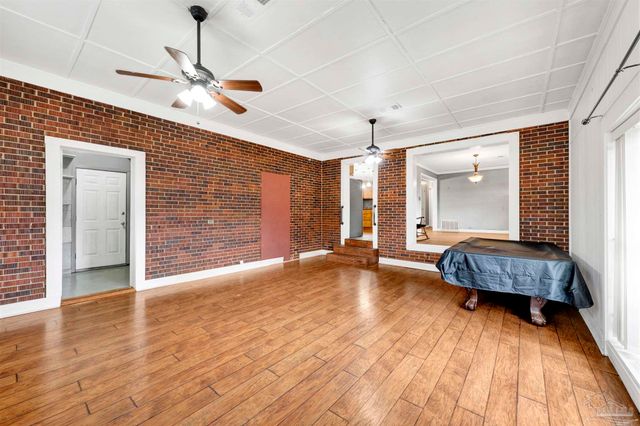 5720 Perkins St, Pensacola, FL 32526