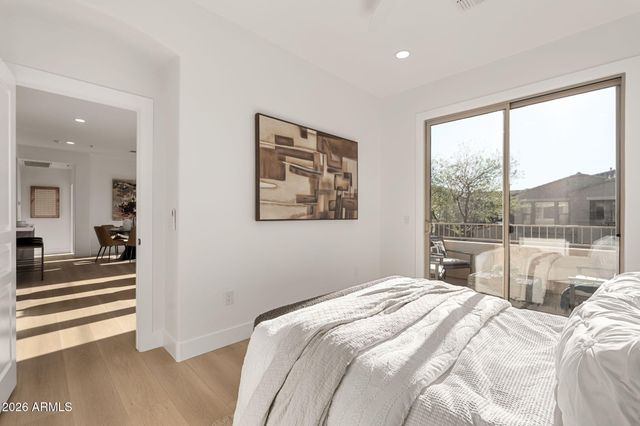 19475 N GRAYHAWK Drive 2116, Scottsdale, AZ 85255