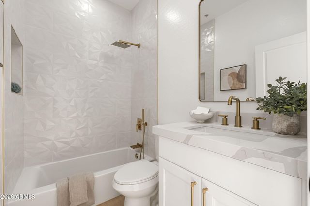 19475 N GRAYHAWK Drive 2116, Scottsdale, AZ 85255