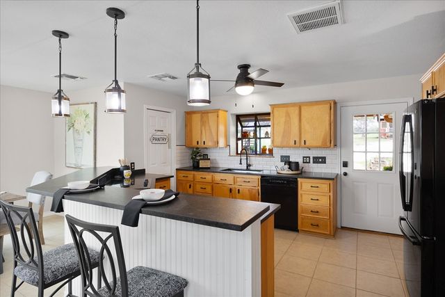 708A FM 473, Comfort, TX 78013