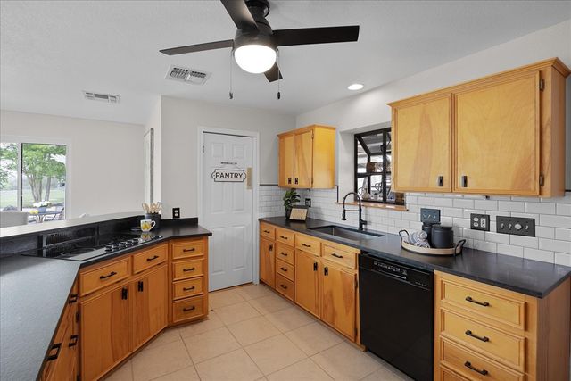 708A FM 473, Comfort, TX 78013