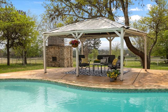 708A FM 473, Comfort, TX 78013