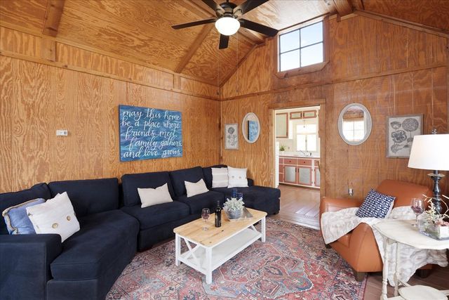 708A FM 473, Comfort, TX 78013