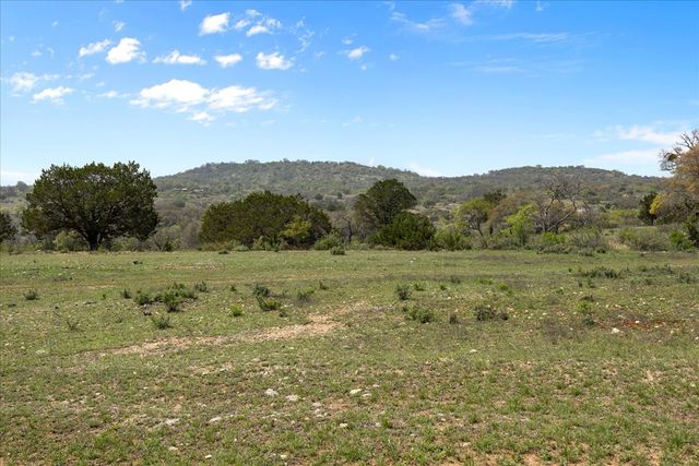 708A FM 473, Comfort, TX 78013