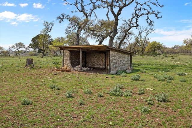 708A FM 473, Comfort, TX 78013