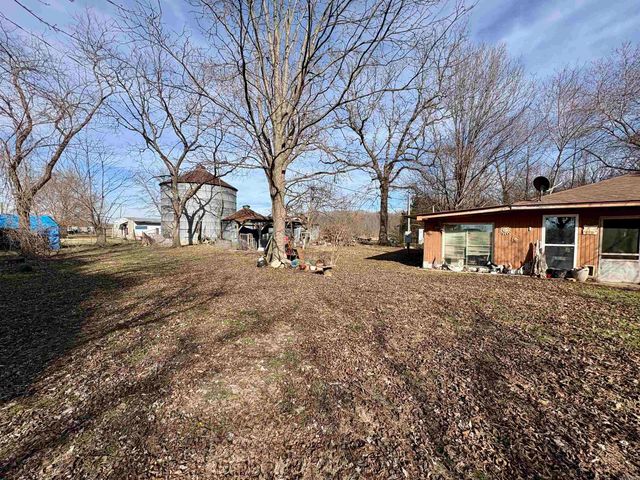 597 Sixteenth Section Road, Mcrae, AR 72102