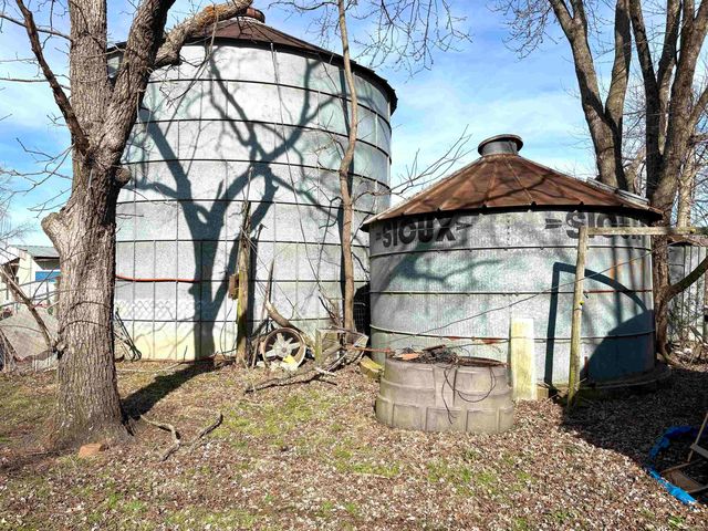 597 Sixteenth Section Road, Mcrae, AR 72102