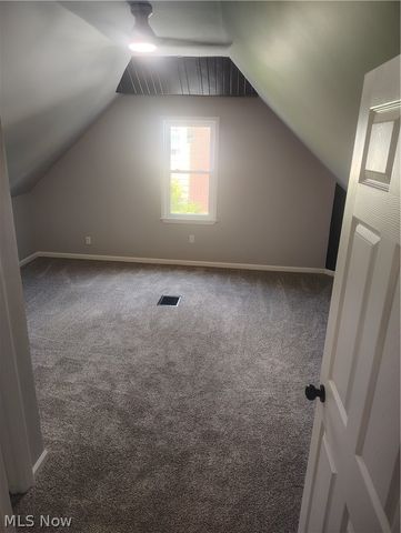 21 Fernwood Avenue, Youngstown, OH 44509