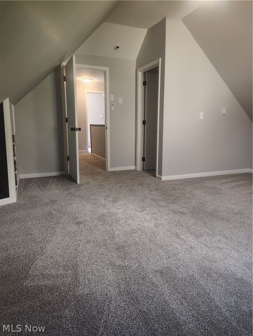 21 Fernwood Avenue, Youngstown, OH 44509