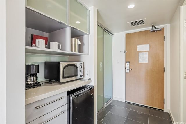 410 Atkinson Drive 1509, Honolulu, HI 96814