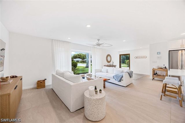 24 RIVARD RD, Naples, FL 34112