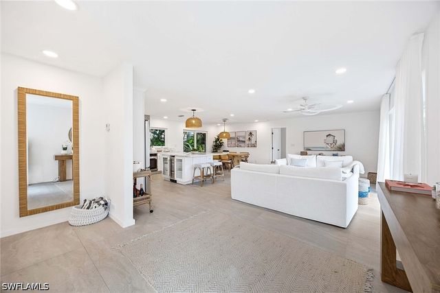24 RIVARD RD, Naples, FL 34112