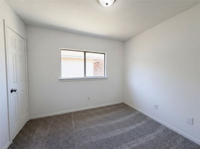 10133 Chapel Glen Terrace, Fort Worth, TX 76116