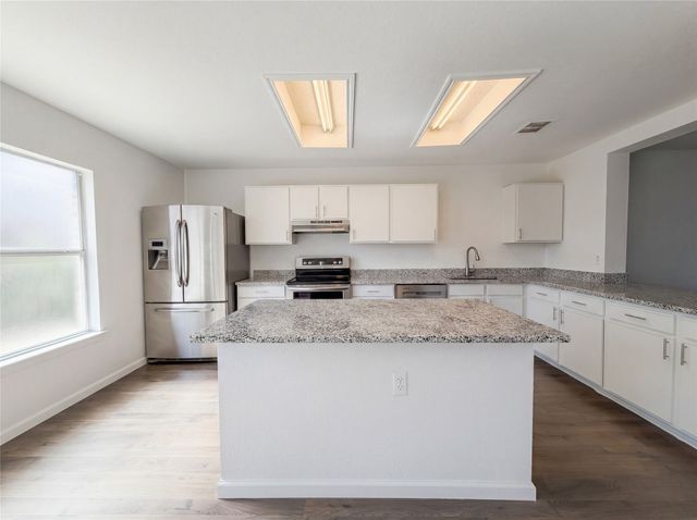 10133 Chapel Glen Terrace, Fort Worth, TX 76116