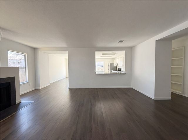 10133 Chapel Glen Terrace, Fort Worth, TX 76116