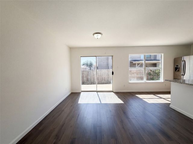 10133 Chapel Glen Terrace, Fort Worth, TX 76116