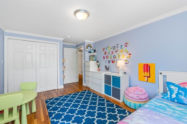 33 Overlook Ave, Dedham, MA 02026