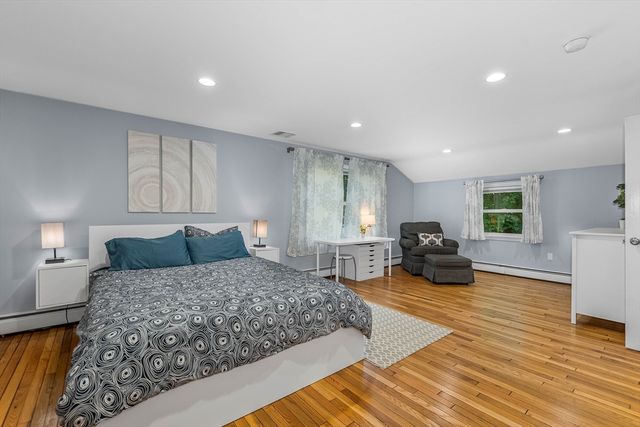 33 Overlook Ave, Dedham, MA 02026