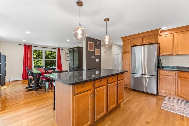 33 Overlook Ave, Dedham, MA 02026