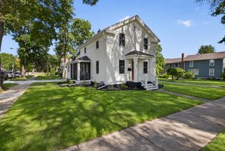 303 E Middle Street, Chelsea, MI 48118