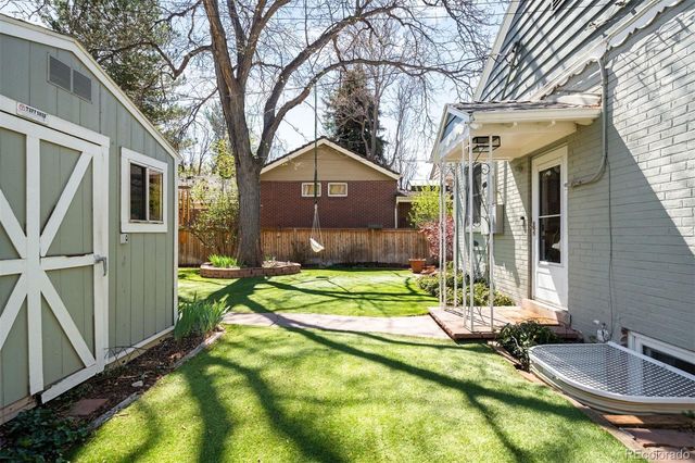 1130 L N Monaco Parkway, Denver, CO 80220