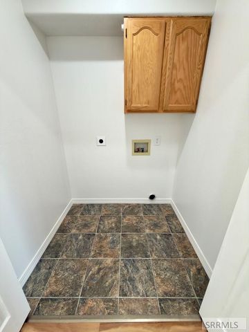 1504 S Falcon Drive, Ammon, ID 83406