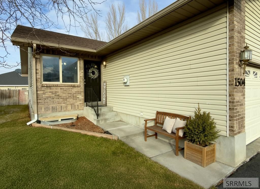 1504 S Falcon Drive, Ammon, ID 83406