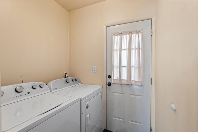 26315 Hampden Street, Madison Heights, MI 48071