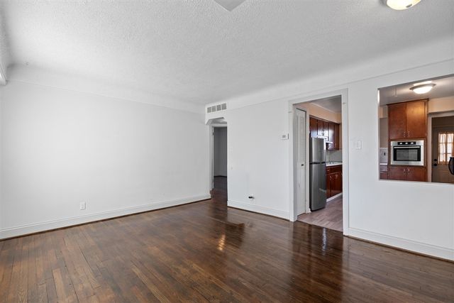 26315 Hampden Street, Madison Heights, MI 48071