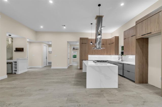 9630 Vilven Lane, Houston, TX 77080