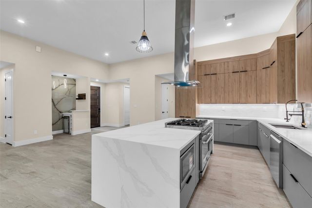 9630 Vilven Lane, Houston, TX 77080