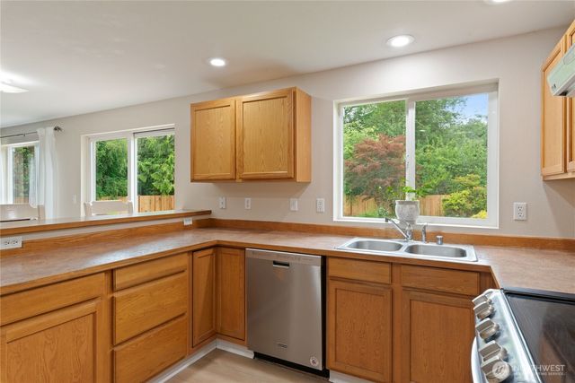2222 Tom Evans Road NE, Olympia, WA 98506