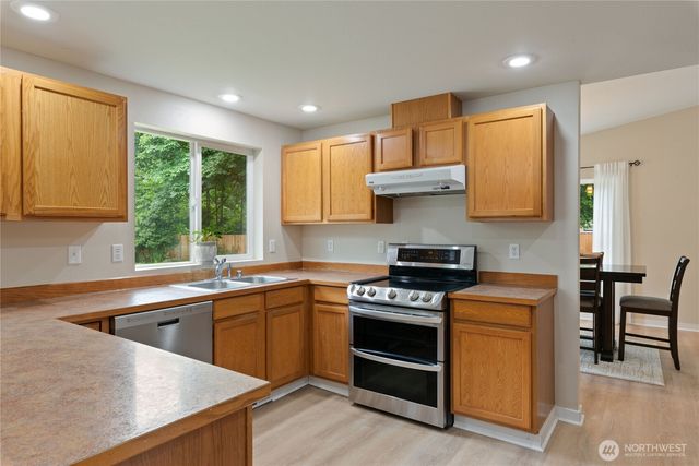 2222 Tom Evans Road NE, Olympia, WA 98506