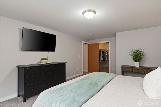 2222 Tom Evans Road NE, Olympia, WA 98506