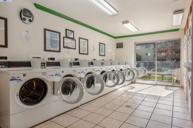 1321 Webster St D116, Alameda, CA 94501