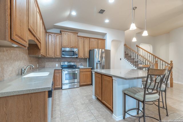 7402 elegante, San Antonio, TX 78266