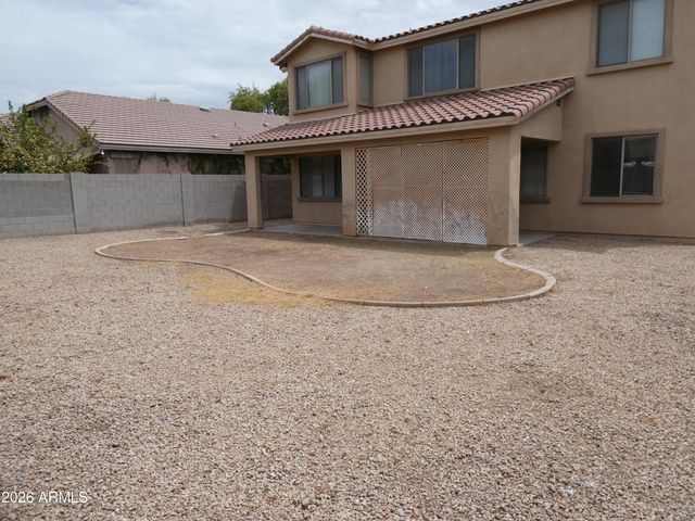 8812 W GLENN Drive, Glendale, AZ 85305