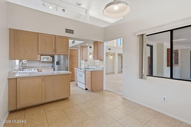 5927 E Fairmount Street, Tucson, AZ 85712