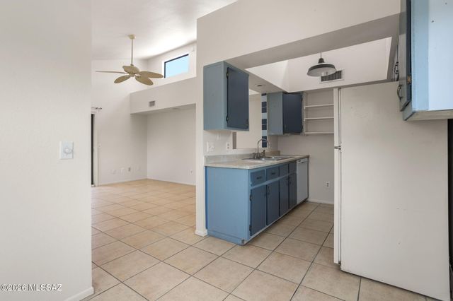 5927 E Fairmount Street, Tucson, AZ 85712
