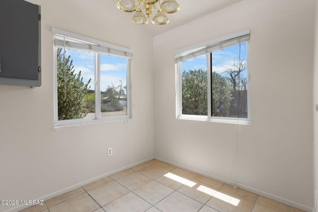 5927 E Fairmount Street, Tucson, AZ 85712