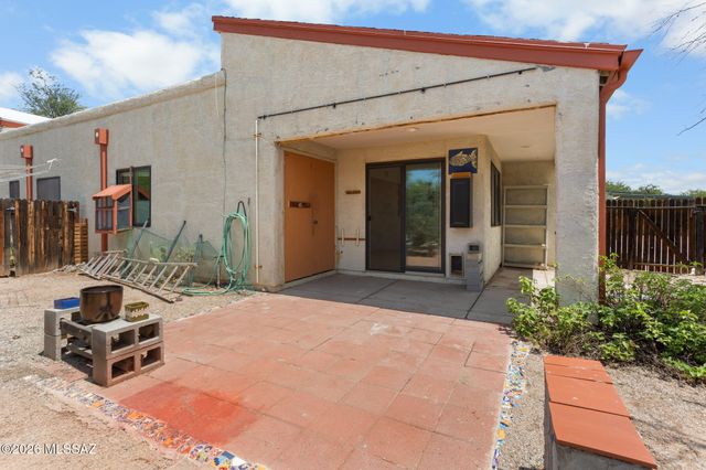 5927 E Fairmount Street, Tucson, AZ 85712
