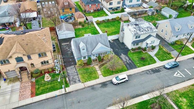 133 FRANKLIN ST, Secaucus, NJ 07094