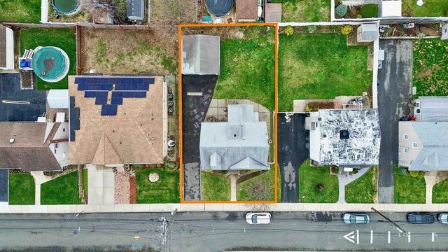 133 FRANKLIN ST, Secaucus, NJ 07094